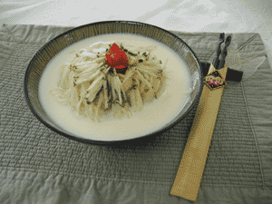여름철 입맛 살리는 별미 국수 4인방 - 국학원 발췌 ::: 82cook.com