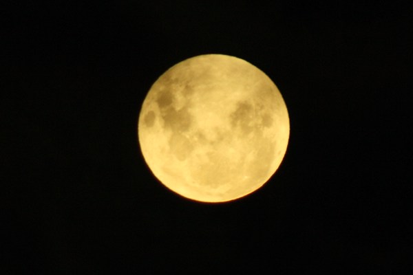The Super Moon from Christchurch (Photo: Tabitha McDowell)