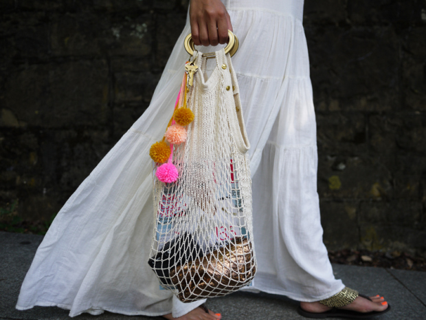 20 Colorful DIY Beach Totes