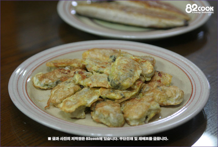 요맘때 즐겨 상에 올리는 [굴전] ::: 82Cook.Com